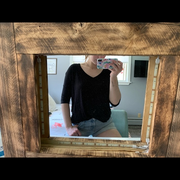 Quarter sleeved black shirt - Picture 2 of 3